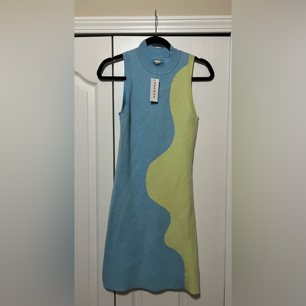 LA Hearts sleeveless dress, New, never used